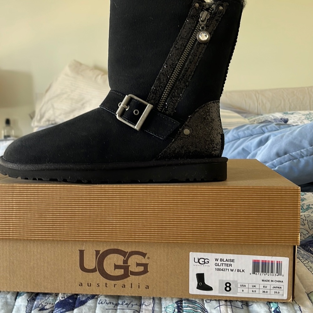 New Ugg boot with bling